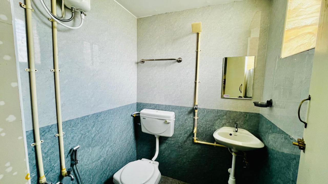 Hotel Star Nivas, Srirangam Tiruchirappalli 외부 사진